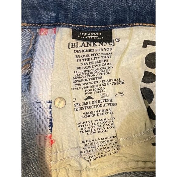 📚Blank NYC • Boho Embroidered Jean Denim Shorts - Size 26 - Picture 4 of 5